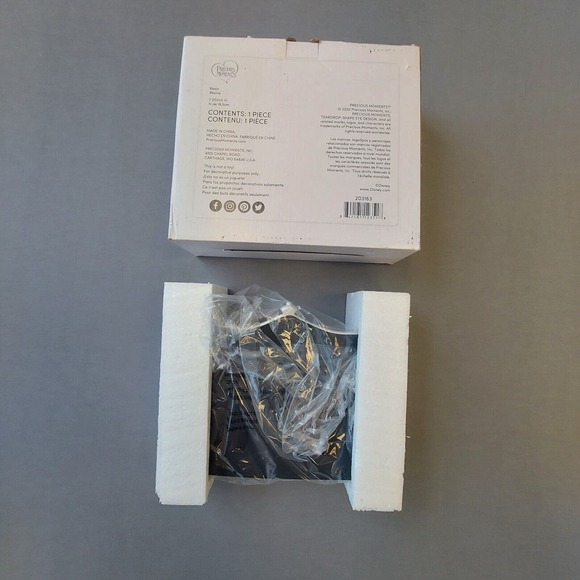 Precious Moments Mickey Mouse Bride And Groom Frame Happily Ever After NIB - Picture 3 of 6